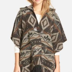 JOLT Hooded Boho/Hippie Poncho with pockets! S/M